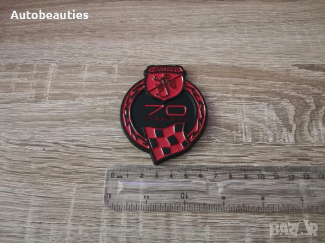 червена метална емблема Abarth 70th Anniversary , снимка 5 - Аксесоари и консумативи - 51165440
