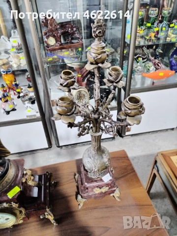 МНОГО КРАСИВ НАСТОЛЕН ЧАСОВНИК С ДВА БРОЯ СВЕЩНИЦИ , снимка 3 - Антикварни и старинни предмети - 52119316