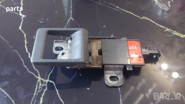 Вътрешна Дръжка Задна Врата Мицубиши Паджеро, снимка 3 - Части - 50970412