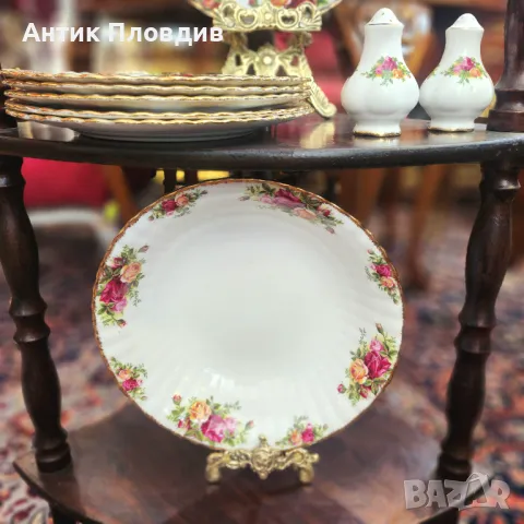 Сервиз за хранене и чай Royal Albert – Old Country Roses, 29 части, снимка 7 - Сервизи - 50387978