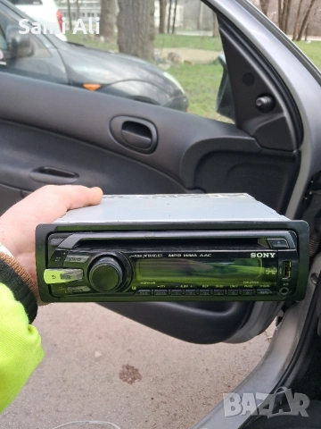 Оригинално Авторадио Sony CDX-GT35U - USB / AUX / MP3 / CD