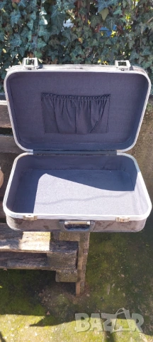 Дипломатически ретро куфар