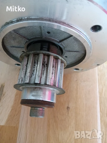 Eлектромотор Bonfiglioli BN90LA4  230/460 1.5/1.8KW , снимка 6 - Електродвигатели - 53902758