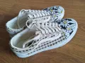 Продавам оригинални маратонки VANS, снимка 1