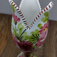 Ръчно рисувана ваза с интересна форма и дизайн.Височина 24,5 см,, снимка 3 - Вази - 44939783
