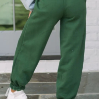 Ежедневни дамски джогинг панталони с талия в мъгливо зелено, снимка 2 - Панталони - 44939456