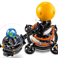 LEGO® Technic 42179 - Планетата Земя с Луната в орбита, снимка 4 - Конструктори - 45004551