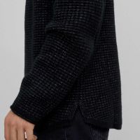 Мъжки пуловер с карирана текстура и обло деколте Bershka, Черен, XL, снимка 2 - Пуловери - 45496606