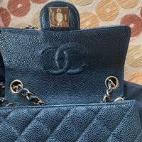 Chanel Mini Caviar discontinued чанта, снимка 6 - Чанти - 45158483