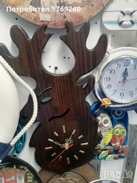 Продавам дървен часовник Елен! , снимка 1