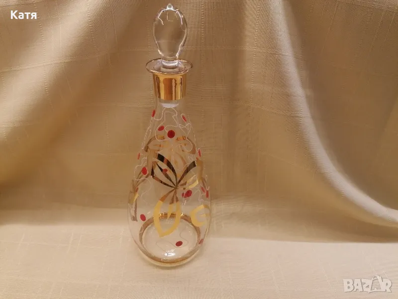 Стара стъклена гарафа, снимка 1