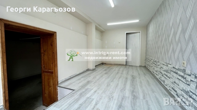 3902. Търговски обект под наем в центъра на град Хасково, близо до ”Лидо”., снимка 4 - Магазини - 53416774