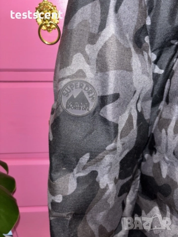$171 Мъжко яке Superdry Padded Jacket размер 2XL сив камуфлаж  Grey Camo, снимка 5 - Якета - 52173723