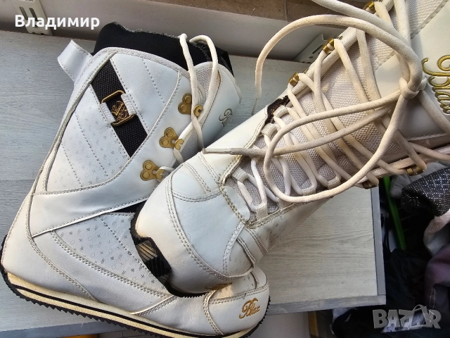 Сноуборд обувки Blax 40/41, снимка 2 - Зимни спортове - 52451340