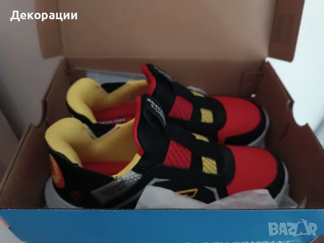 чисто нови детски светещи маратонки/сникърси на марката SKECHERS номер 35, снимка 18 - Детски маратонки - 47046474