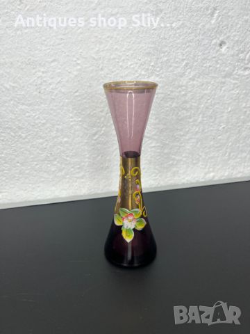 Стъклена вазичка от финно цветно стъкло. №5433