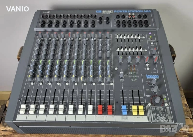 Power Mixer Soundcraft Spirit Power Mixer 2х300 Watt Добро Състояние