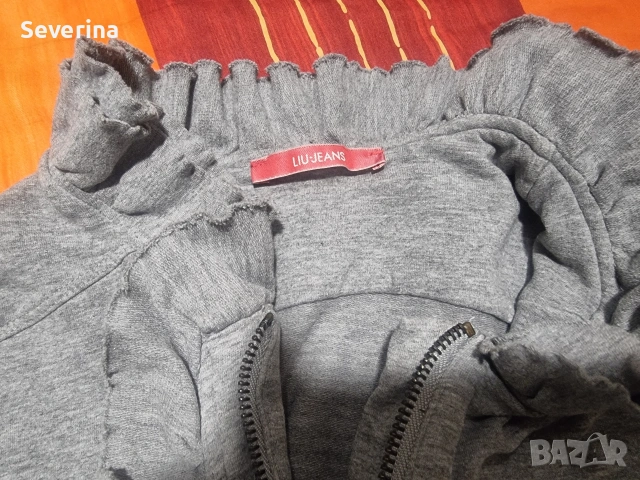 Liu jo* жилетка хs, снимка 3 - Жилетки - 53363577