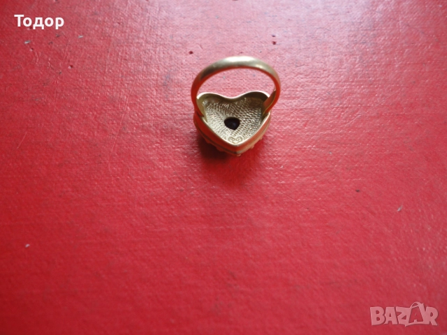 Невероятен викториански златен пръстен с гранат сърце, снимка 3 - Пръстени - 52836778
