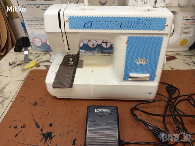 много операционна шевна машина работи перфектно внос от Германия 