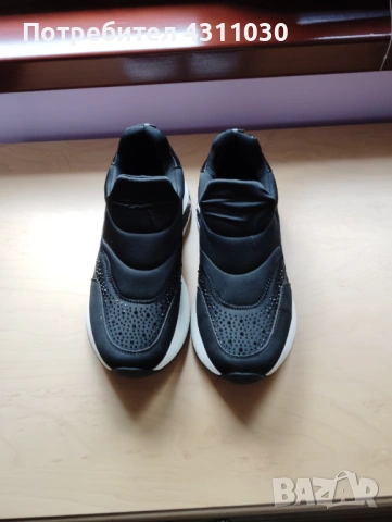 Маратонки черни спортни номер 40, снимка 2 - Маратонки - 53807820