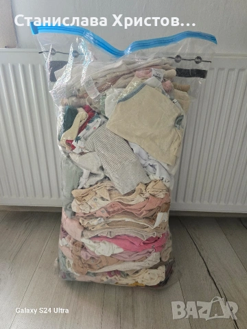 Голям лот бебешки дрехи 