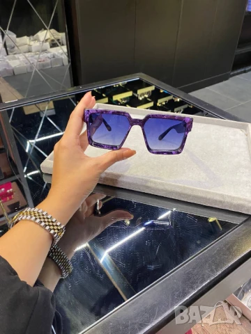 очила с черен обикновен калъф и ув защита louis vuitton, снимка 6 - Слънчеви и диоптрични очила - 51410614