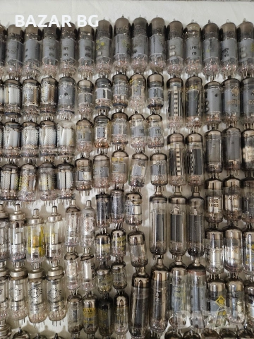 Лот: над 210 броя електронни лампи., снимка 4 - Друга електроника - 53760165