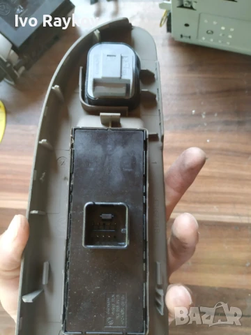 ПАНЕЛ ЗА ПРОЗОРЪЦИ VW 1K0959857B. Passat 6 , снимка 3 - Части - 50988621