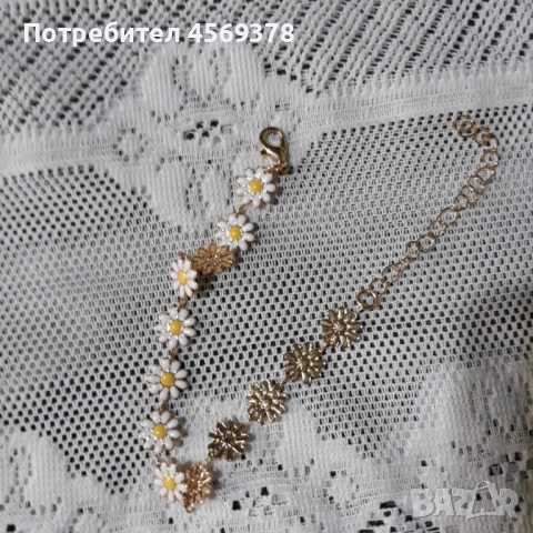 Нежен Сет бижута /4  части, снимка 5 - Бижутерийни комплекти - 52290713