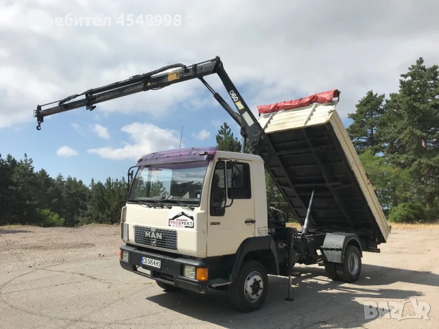 Транспортни услуги тристранен самосвал с кран