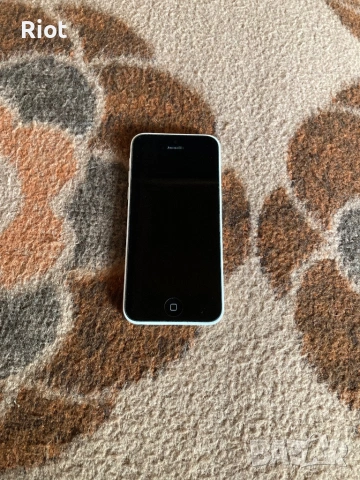 Продавам iPhone 5C , снимка 2 - Apple iPhone - 53679949