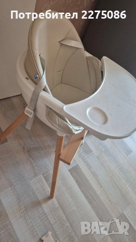 Продавам дървено столче за хранене на kikaboo, снимка 2 - Столчета за хранене - 54180541