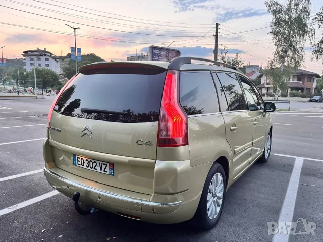 Grand Picasso Exclusive, снимка 3 - Автомобили и джипове - 49105559