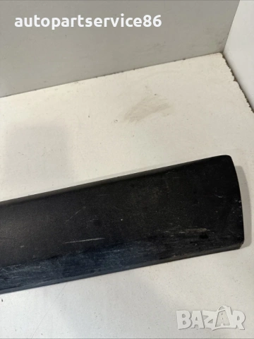 Външна черна лайсна за облицовка на задна дясна врата за Volvo XC60 (2011) 31294846, снимка 2 - Части - 53741999