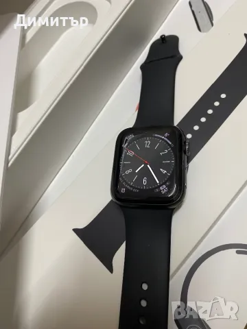 Apple Watch series 5 , снимка 2 - Смарт часовници - 48420313