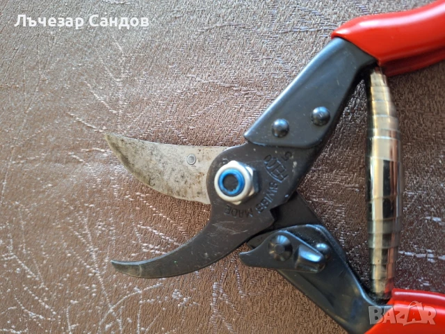 Продавам Felco 5 и Victorinox, снимка 3 - Спортна екипировка - 50610989