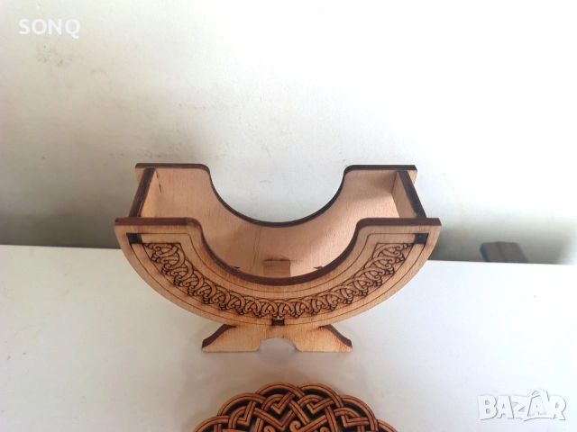 Страхотни Дървени Подложки Със Стойка, снимка 3 - Декорация за дома - 53518565