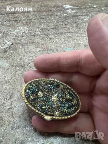 Кутийка малка инкрустирана с цветни конци и мъниста , снимка 5 - Други - 51413301