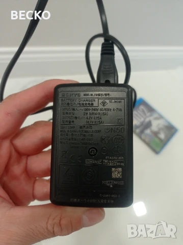 Зарядно за фотоапарат Sony , снимка 2 - Батерии, зарядни - 51237248