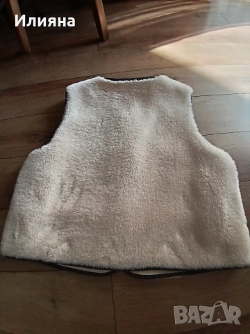 HM елек, размер L, снимка 2 - Елеци - 53753169