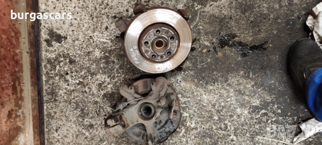 Шенкел лагер главина Skoda Fabia II 1.2 - 80лв, снимка 2 - Части - 51941242