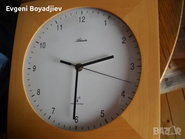 Кварцов стенен часовник- радиосверяем, снимка 2 - Стенни часовници - 49323881