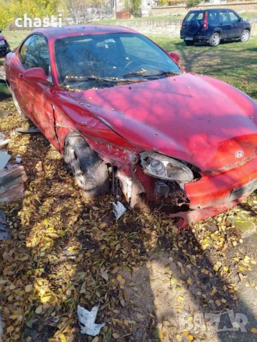 Hyundai Coupe 2.0 97г. на Части, снимка 4 - Автомобили и джипове - 53226345