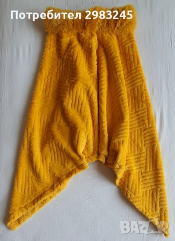 Дамско тъмно жълто пончо , снимка 3 - Палта, манта - 52269980
