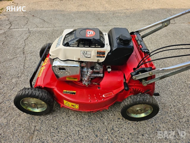 САМОХОДНА КОСАЧКА KUBOTA 6.КОНЯ, 2.СКОРОСТИ. ПЕРФЕКТНА , снимка 11 - Градинска техника - 51153013