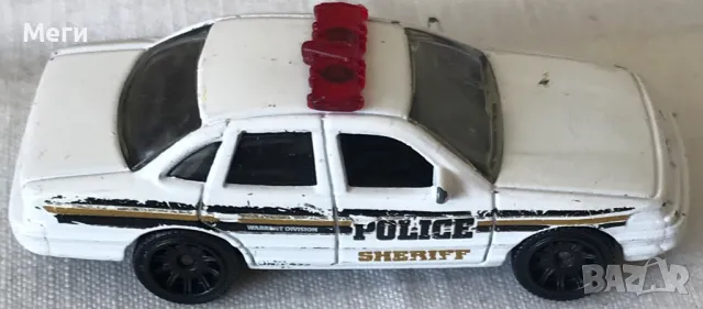 Колекционерска Количка Matchbox 2006 – Police Ford Crown Victoria Sheriff – Бял Каст Toy Car, снимка 4 - Колекции - 46988270