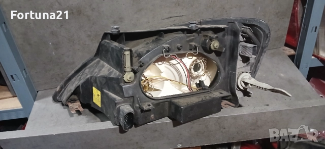 Ford Galaxy - десен фар, снимка 2 - Части - 51520232