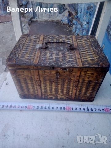 Метално ковчеже от Царска Русия , снимка 1 - Антикварни и старинни предмети - 46228508