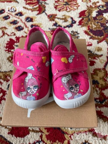 Пантофки, снимка 1 - Бебешки обувки - 45565929